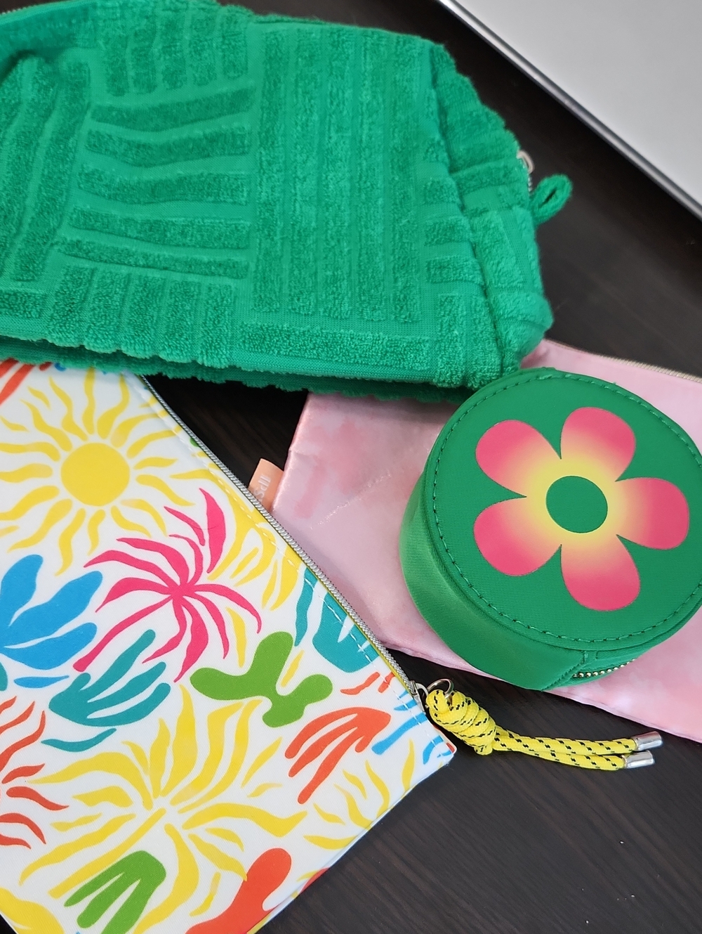 Cosmetic/accesories Pouch Bundle